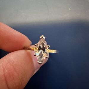 Vintage 10k White Gold Marquise Ring
